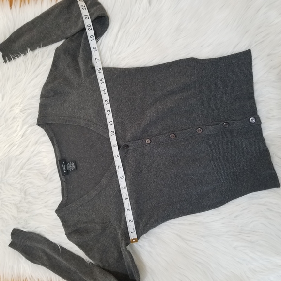 Rue 21 Gray V Neck Cardigan With Button Closure At The Bottom SIZE S. - Picture 14 of 16